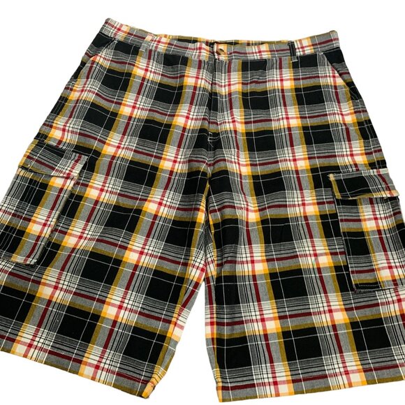 D-Tek Jeans Other - Vintage Y2K D Tek Cargo Shorts 44 Black Plaid Flat Front Pockets Button Zipper